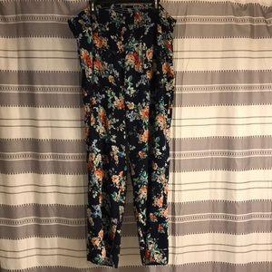 🟣Floral trousers